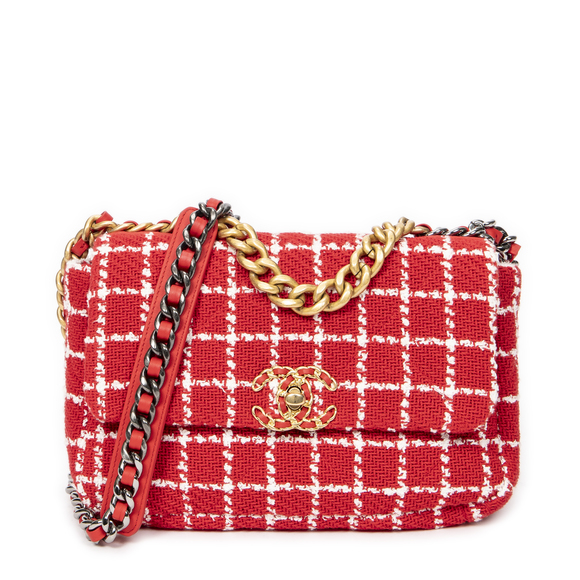 Chanel Medium Tweed 19 - Picture 1 of 10